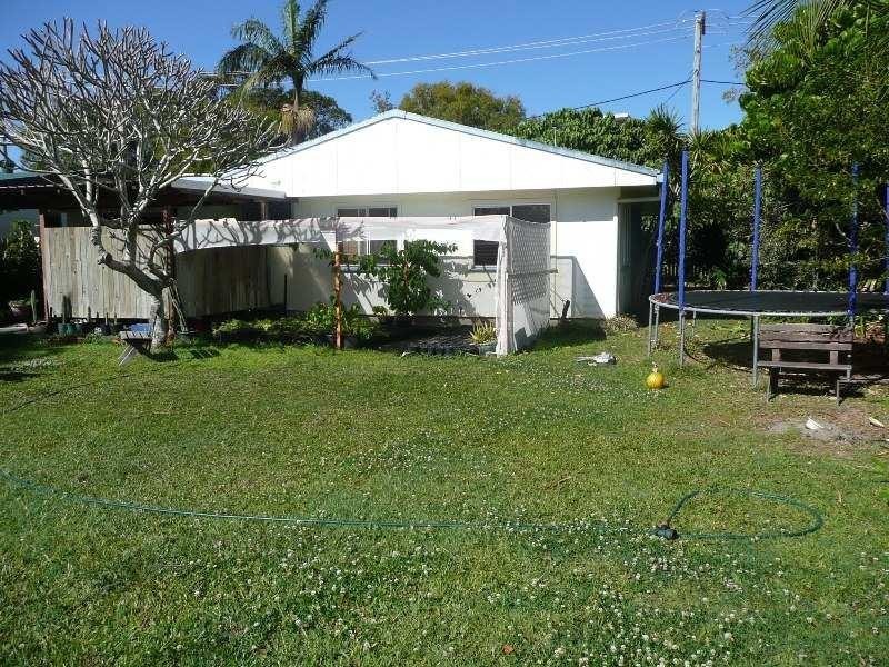 8 Towners Avenue, Cabarita Beach NSW 2488