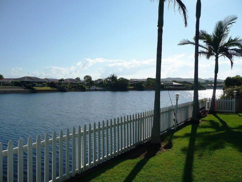 69 Andrew Avenue, Pottsville NSW 2489