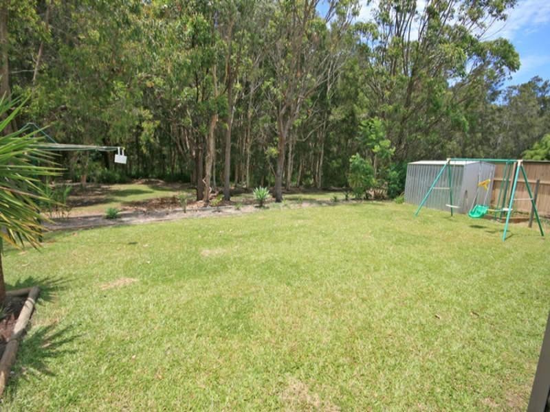 4 Butternut Place, Pottsville NSW 2489
