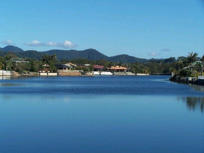 71 Andrew Avenue, Pottsville NSW 2489