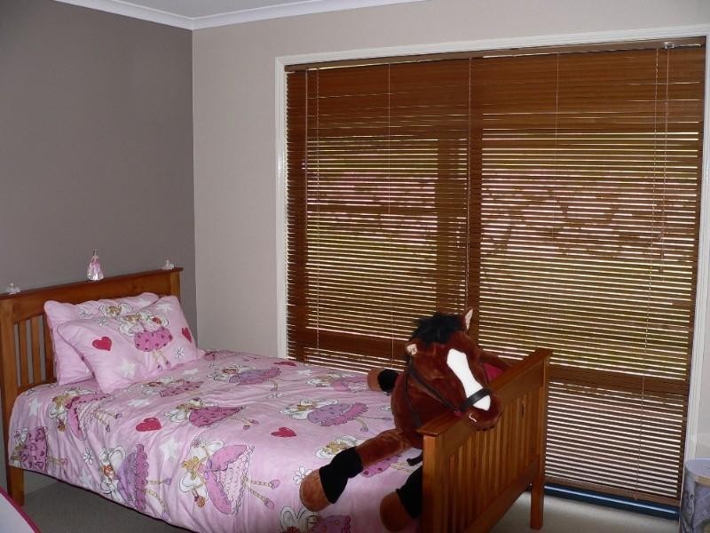 61 Waterfall Drive, Wongawallan QLD 4210