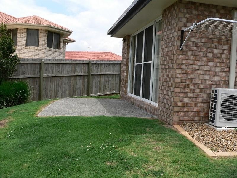 2/12 Duce Court, Upper Coomera QLD 4209