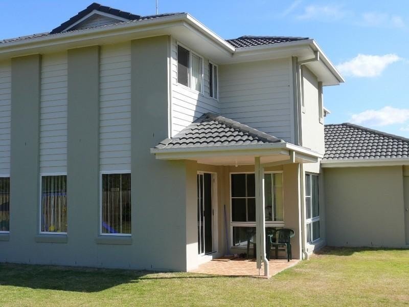 4 Bishopwood Court, Upper Coomera QLD 4209