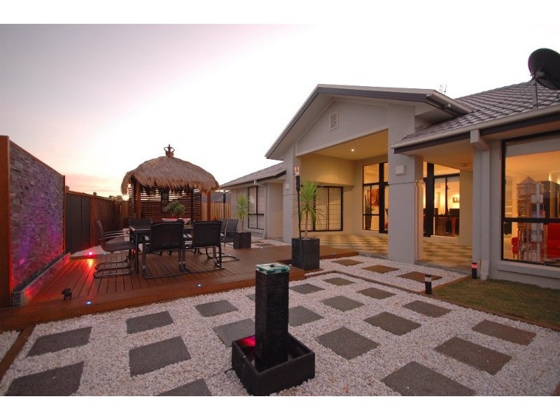 35 Oceanis Drive, Oxenford QLD 4210