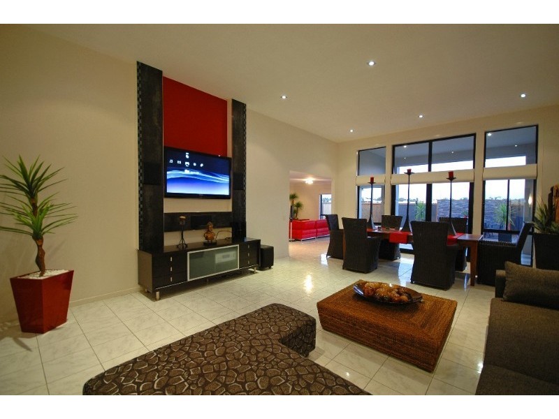 35 Oceanis Drive, Oxenford QLD 4210