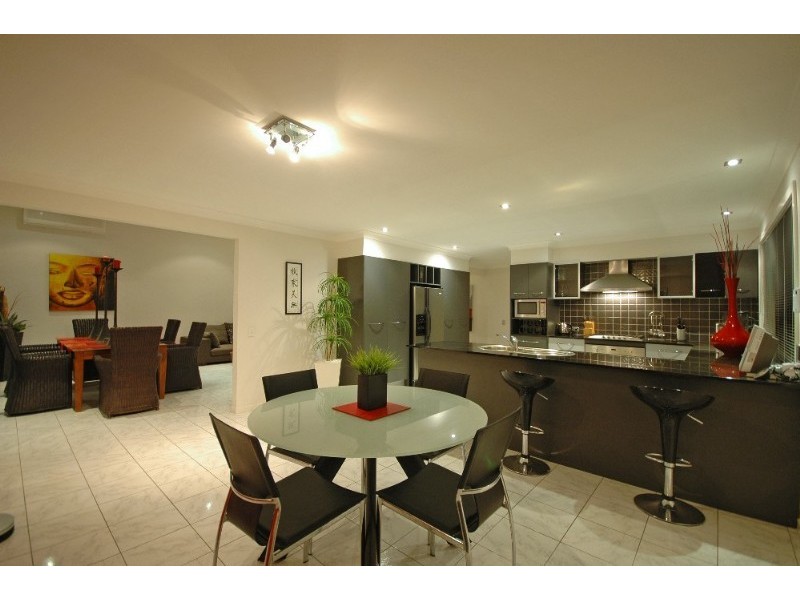 35 Oceanis Drive, Oxenford QLD 4210