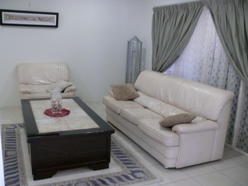 Pacific Pines QLD 4211