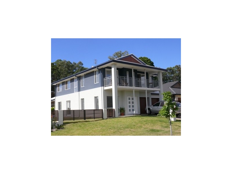 54 Brittany Drive, Oxenford QLD 4210