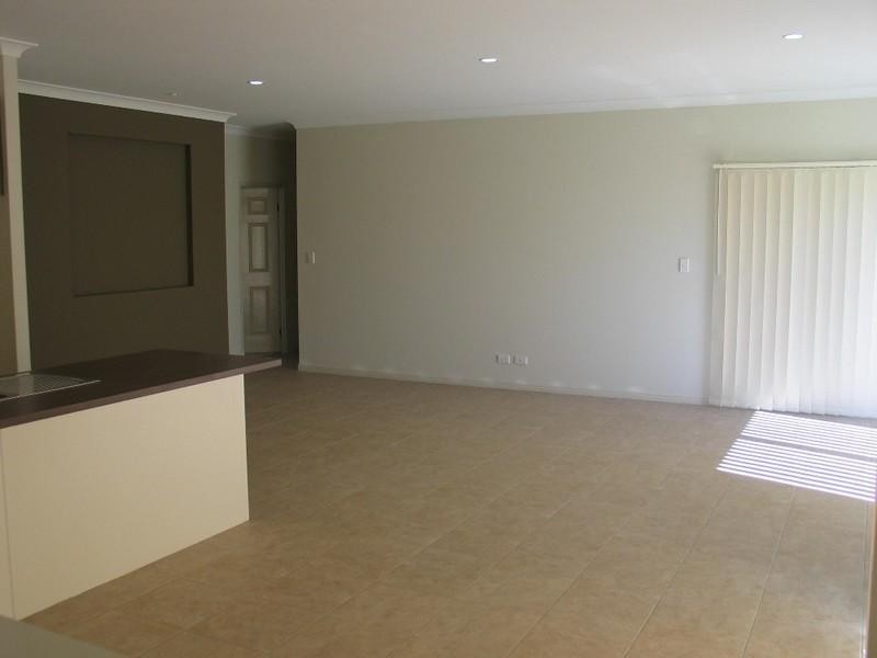 24 Berrimilla Lane, Coomera QLD 4209