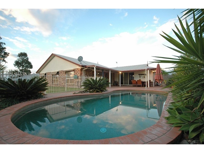 44 Oregon Way, Oxenford QLD 4210