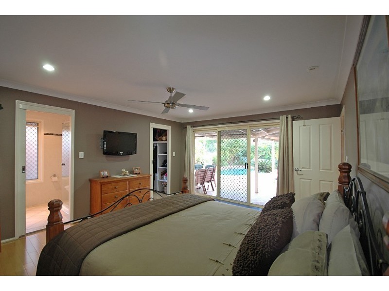 44 Oregon Way, Oxenford QLD 4210