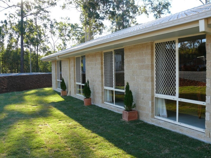 7 Crystal Springs Court, Maudsland QLD 4210