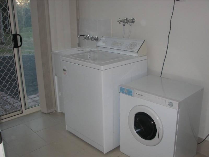 7 Crystal Springs Court, Maudsland QLD 4210