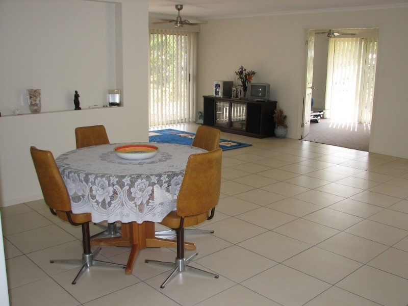 7 Crystal Springs Court, Maudsland QLD 4210