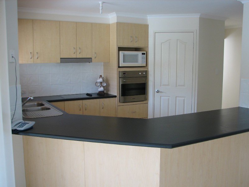 7 Crystal Springs Court, Maudsland QLD 4210