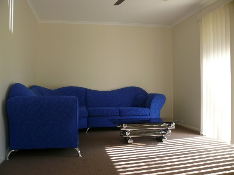 7 Crystal Springs Court, Maudsland QLD 4210