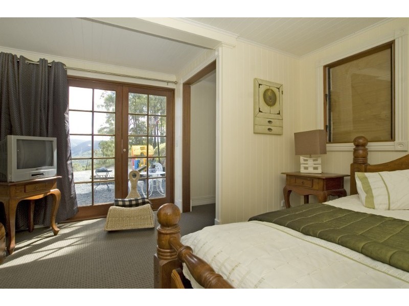 35 Wongawallan Drive, Wongawallan QLD 4210