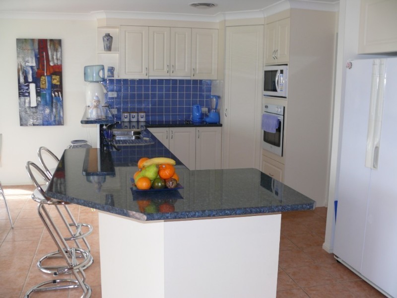 41 Carter Street, Pacific Pines QLD 4211