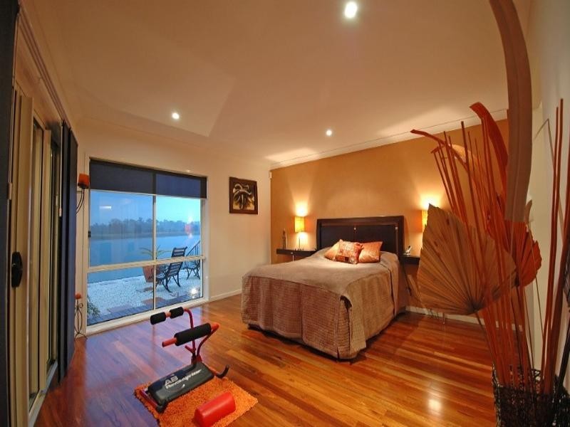 11 Princeton Street, Oxenford QLD 4210