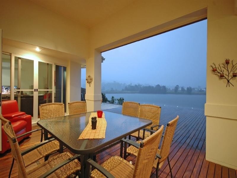 11 Princeton Street, Oxenford QLD 4210