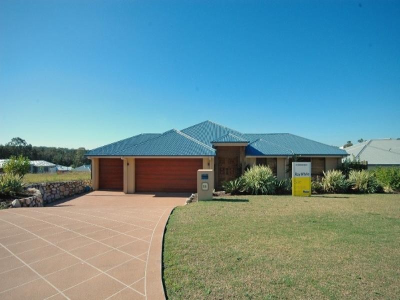 11 Sailaway Court, Coomera QLD 4209