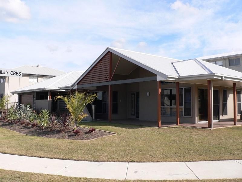 16 Rainlily Crescent, Upper Coomera QLD 4209