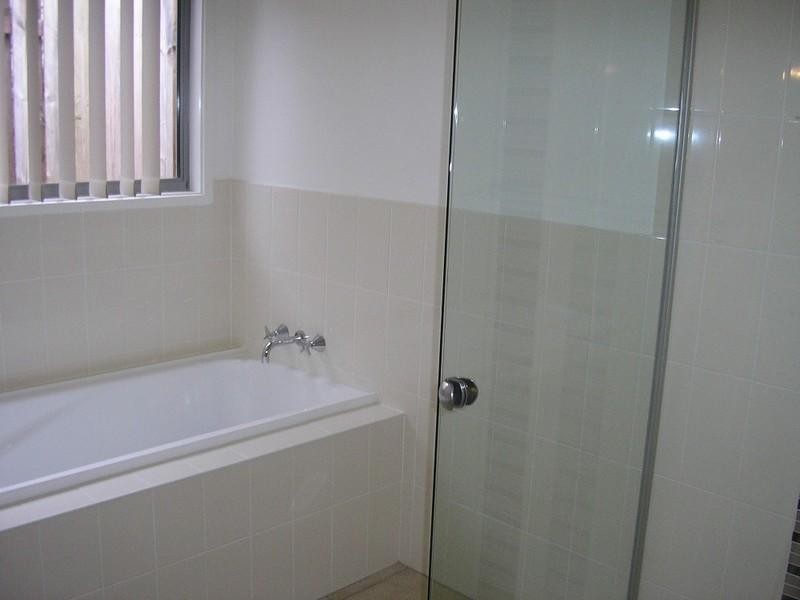 16 Rainlily Crescent, Upper Coomera QLD 4209