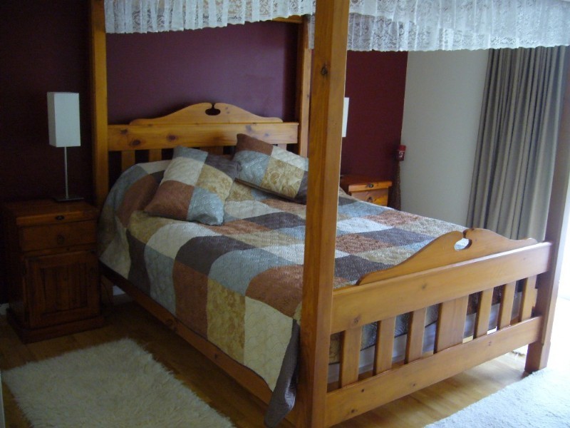 Pacific Pines QLD 4211