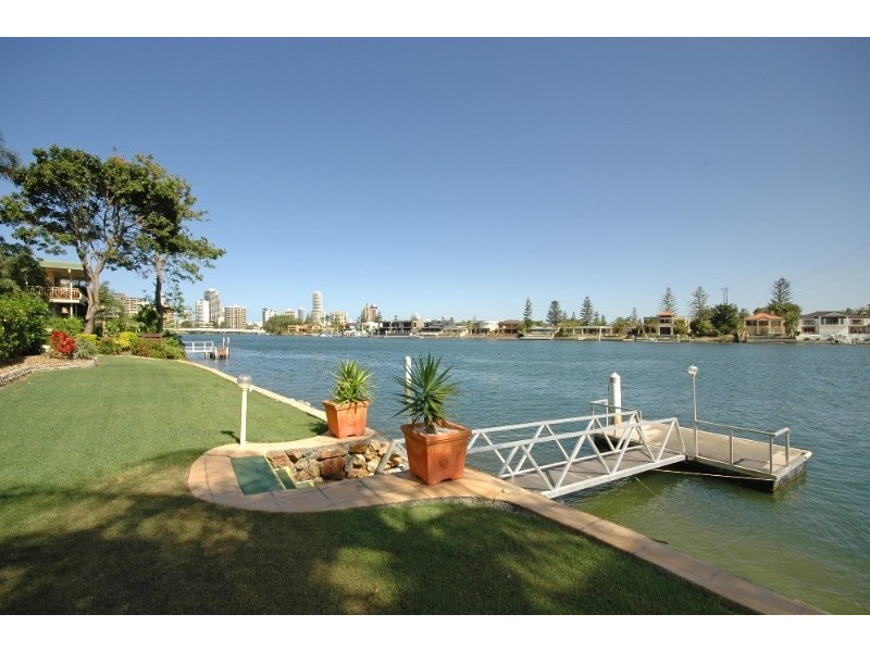 11/1 Peninsula Drive, Surfers Paradise QLD 4217