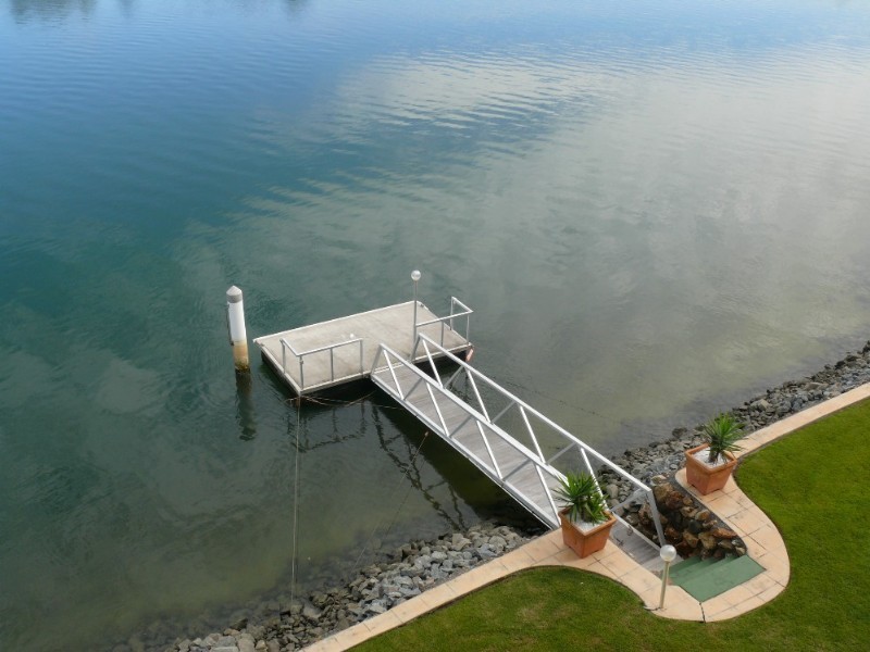 11/1 Peninsula Drive, Surfers Paradise QLD 4217