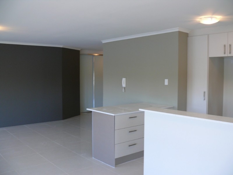 11/1 Peninsula Drive, Surfers Paradise QLD 4217