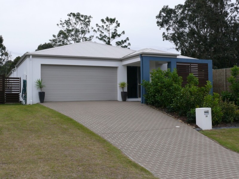 30 Silver Dawn Crescent, Oxenford QLD 4210