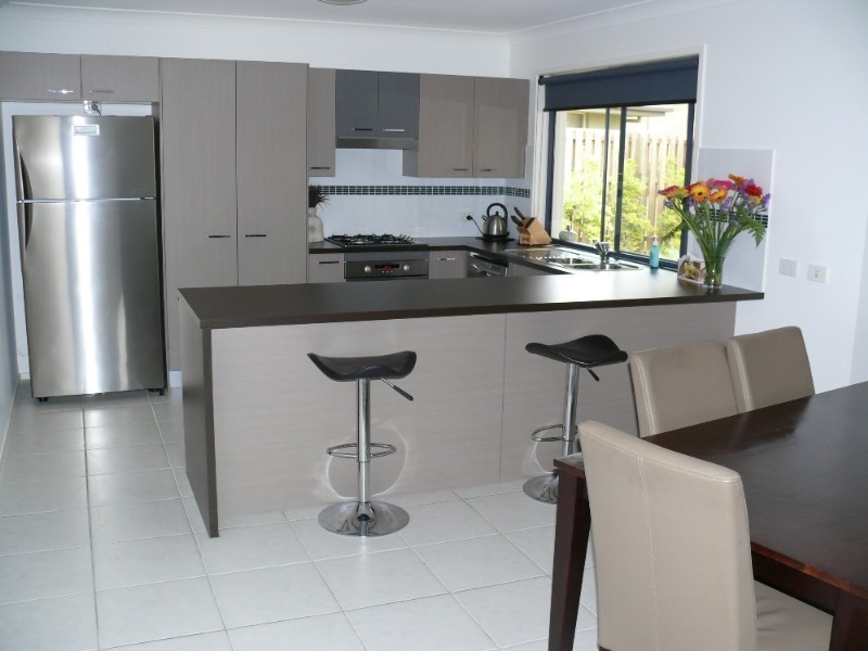 30 Silver Dawn Crescent, Oxenford QLD 4210