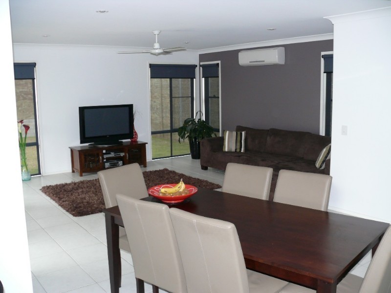 30 Silver Dawn Crescent, Oxenford QLD 4210