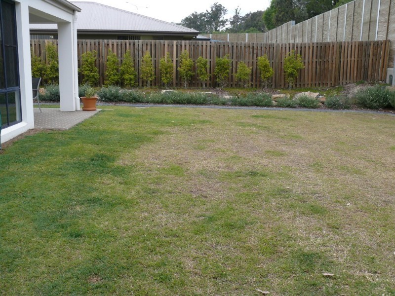 30 Silver Dawn Crescent, Oxenford QLD 4210