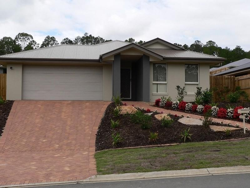 13 Craigs Way, Maudsland QLD 4210