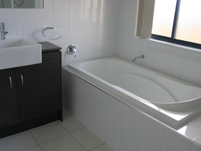 13 Craigs Way, Maudsland QLD 4210