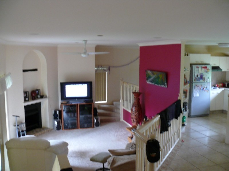 6 Pacific Pines Blv, Pacific Pines QLD 4211