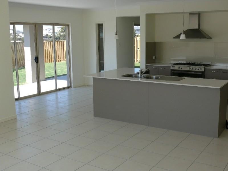 3 Garigal Court, Upper Coomera QLD 4209