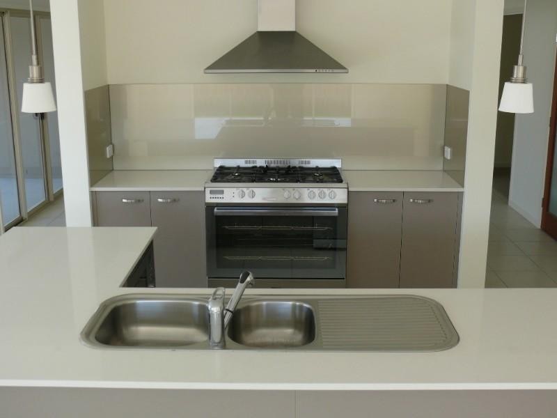 3 Garigal Court, Upper Coomera QLD 4209