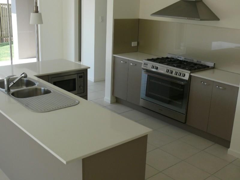 3 Garigal Court, Upper Coomera QLD 4209