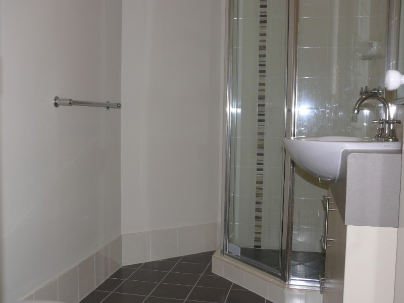 1/11 Lauren Grove, Upper Coomera QLD 4209