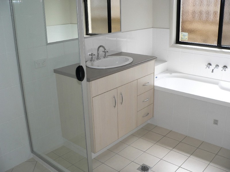 11 Nandina Court, Upper Coomera QLD 4209