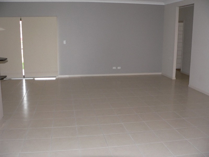 11 Nandina Court, Upper Coomera QLD 4209