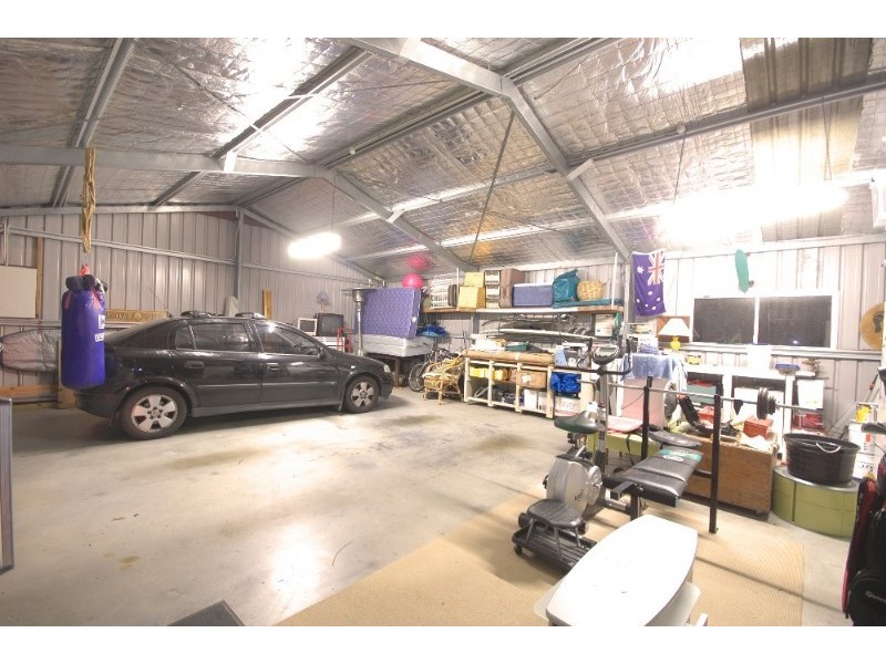 23 Hammond Drive, Gaven QLD 4211