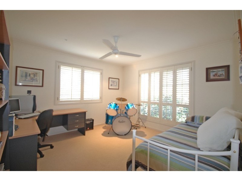 23 Hammond Drive, Gaven QLD 4211