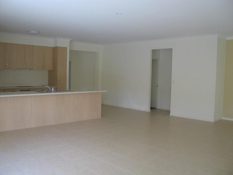 33 Impeccable Circuit, Coomera QLD 4209