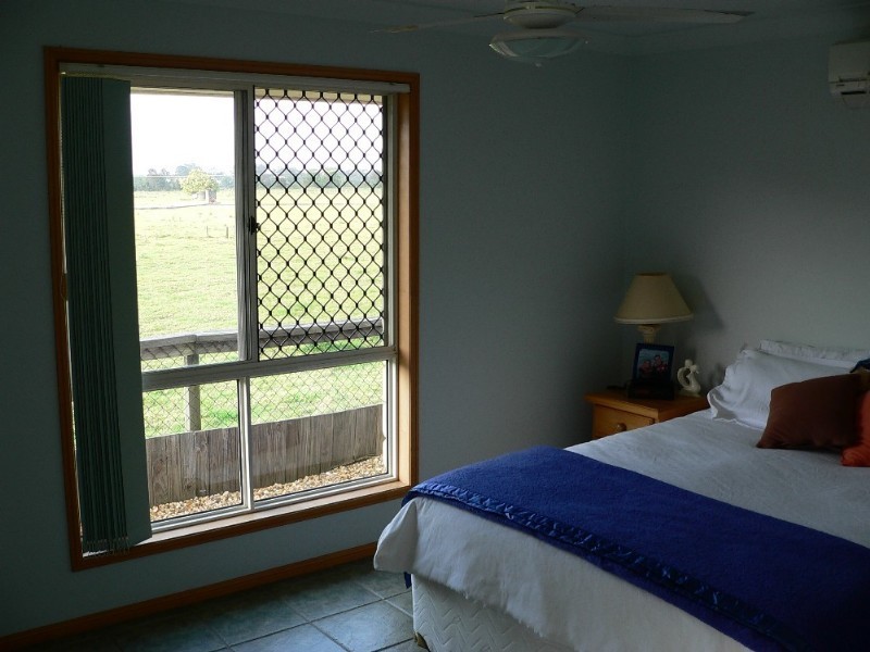 35 Blueash Crescent, Oxenford QLD 4210