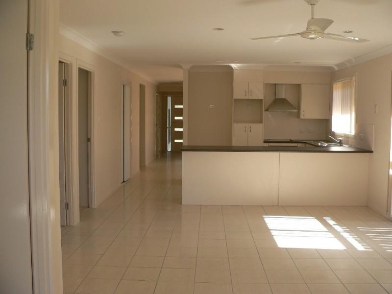 12 Silvergull Street, Coomera QLD 4209