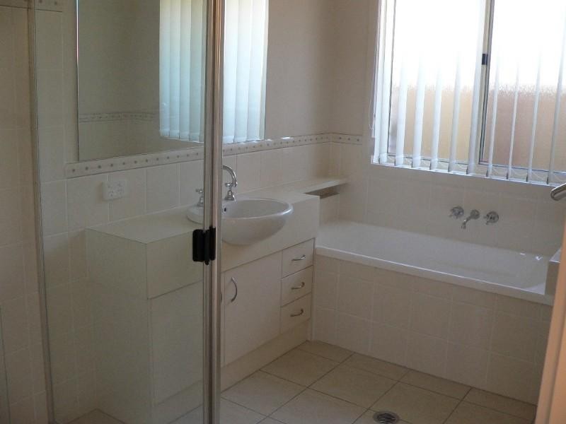 12 Silvergull Street, Coomera QLD 4209